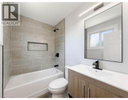 14 Kirkland Avenue, Hamilton, ON L8V3V9 Photo 30