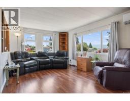 Living room - 2068 4th St E, Courtenay, BC V9N6V8 Photo 10