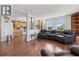 2068 4th St E, Courtenay, BC V9N6V8 Photo 12