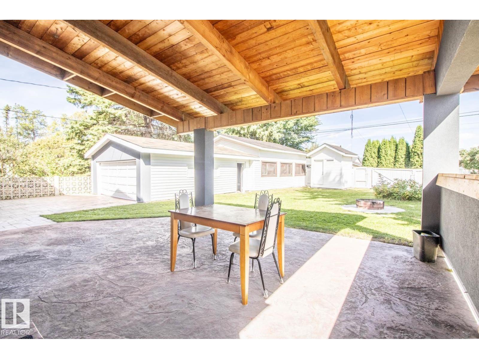 6804 102A AV NW - 32