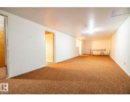 6804 102a Av Nw, Edmonton, AB T6A0R9 Photo 27