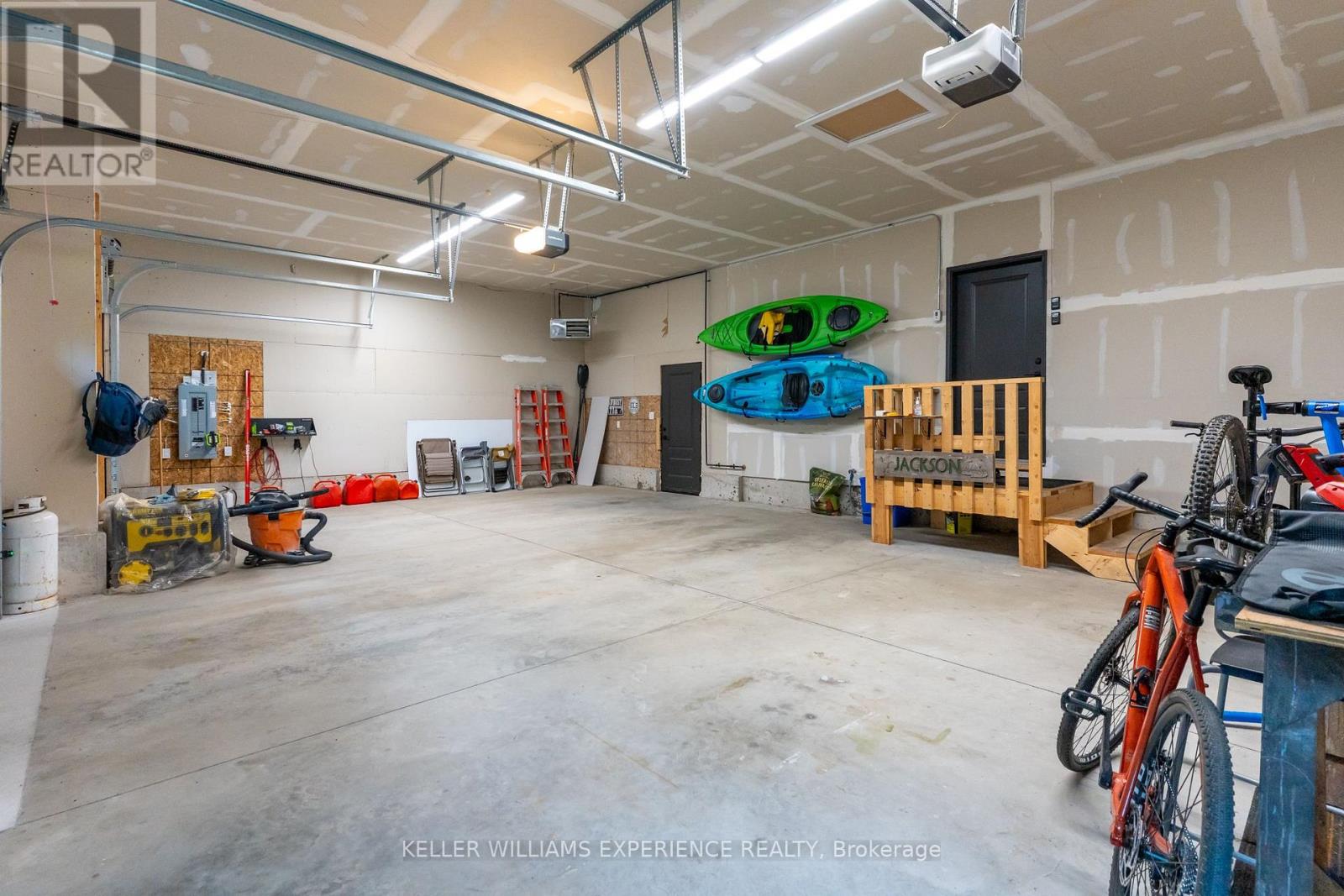 1065 KILWORTHY ROAD - 38