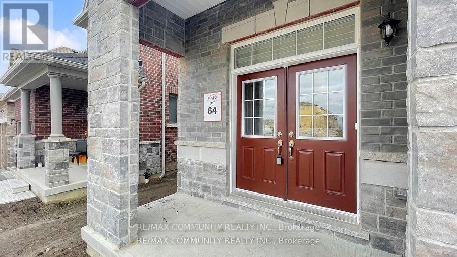 63 English Drive, New Tecumseth (Beeton), Ontario, L0G1A0, New Tecumseth (Beeton), Ontario — photo 2 of 5