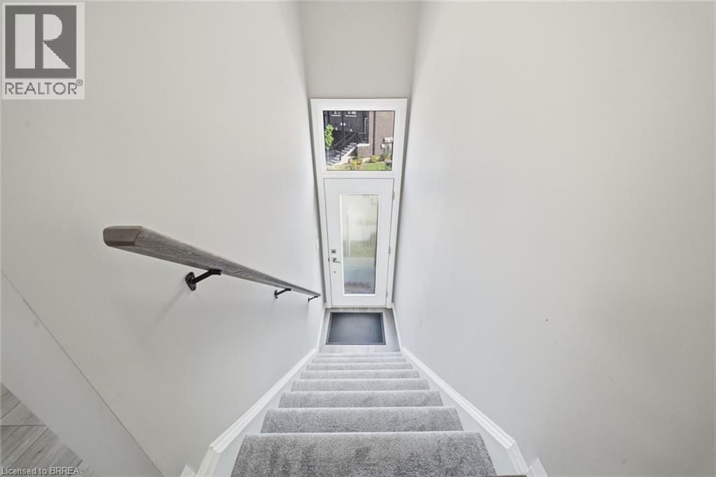 #46 720 GREY Street - Image 6