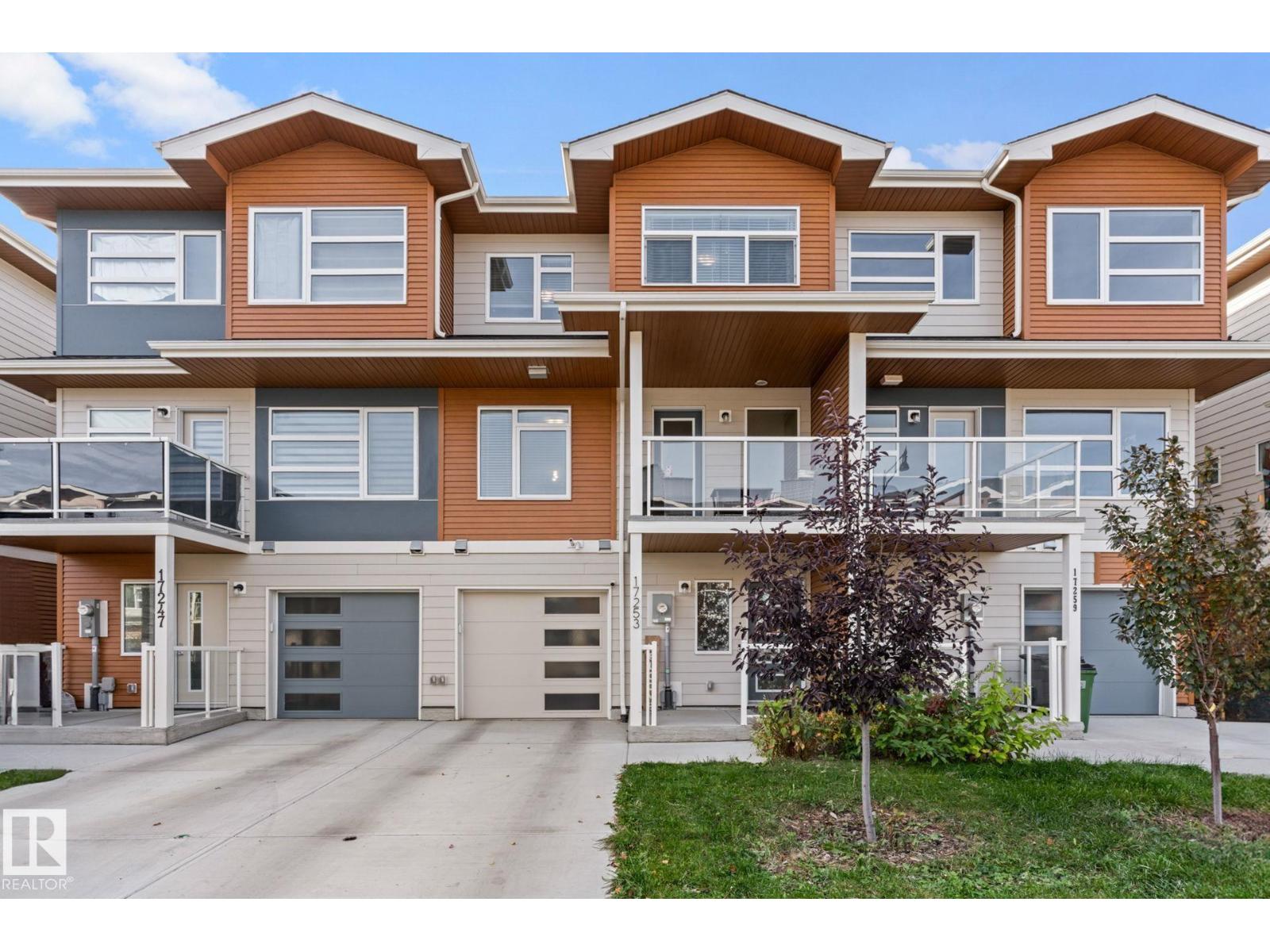 17253 9A AV SW, Edmonton, Alberta, T6W3V5