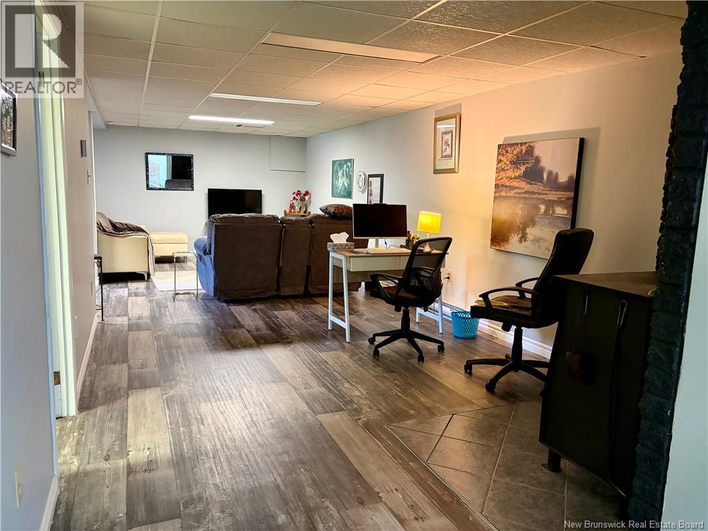 107 Taylor - Image 19