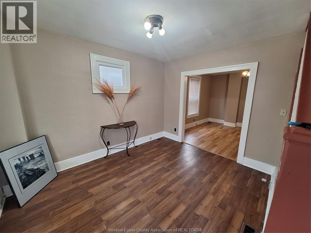 3219 LINWOOD PLACE - 3