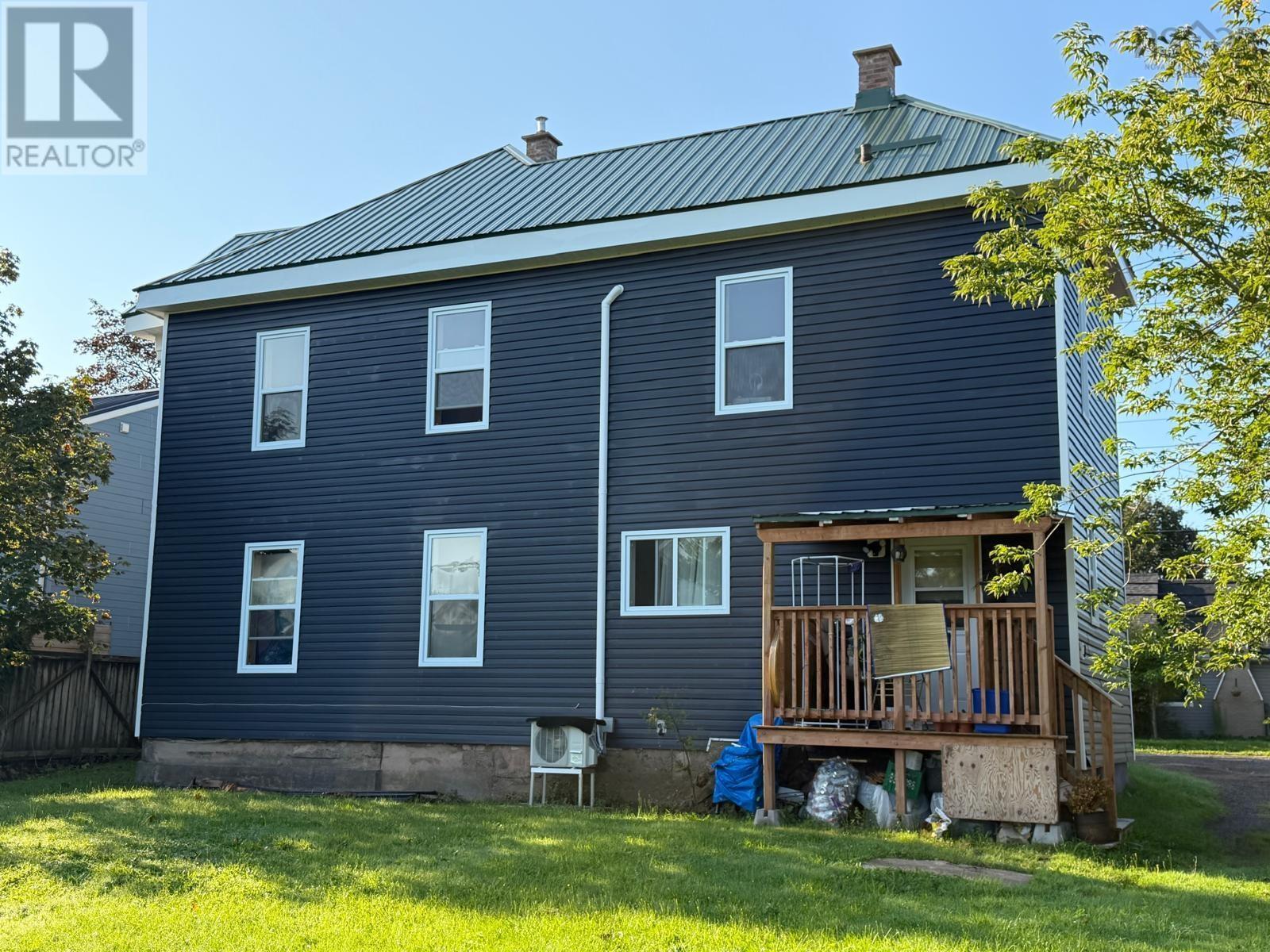 457 Robie Street, Truro, Nova Scotia, B2N1M1, Truro, Nova Scotia — photo 4 of 5