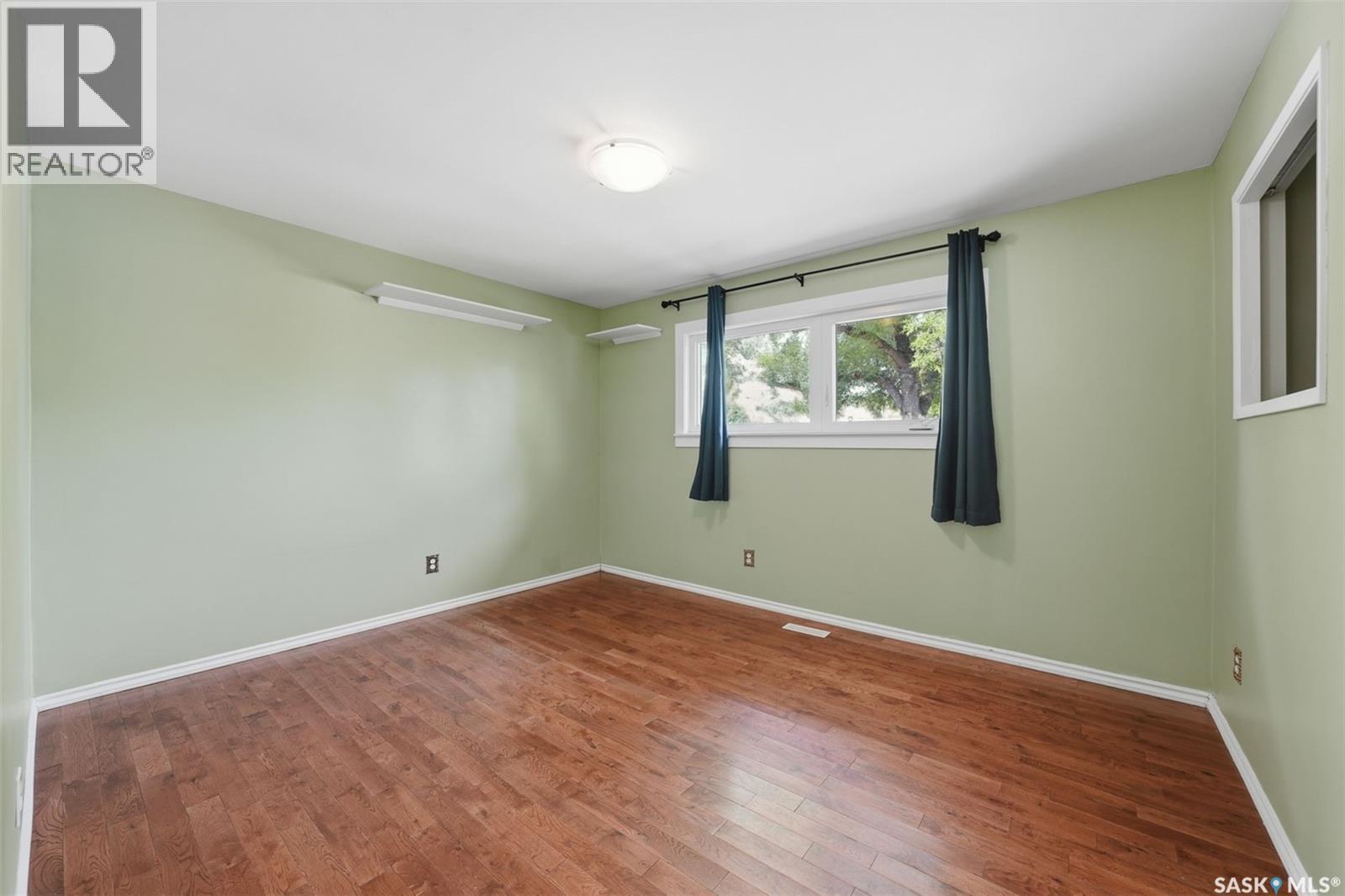546 Guelph CRESCENT - 13
