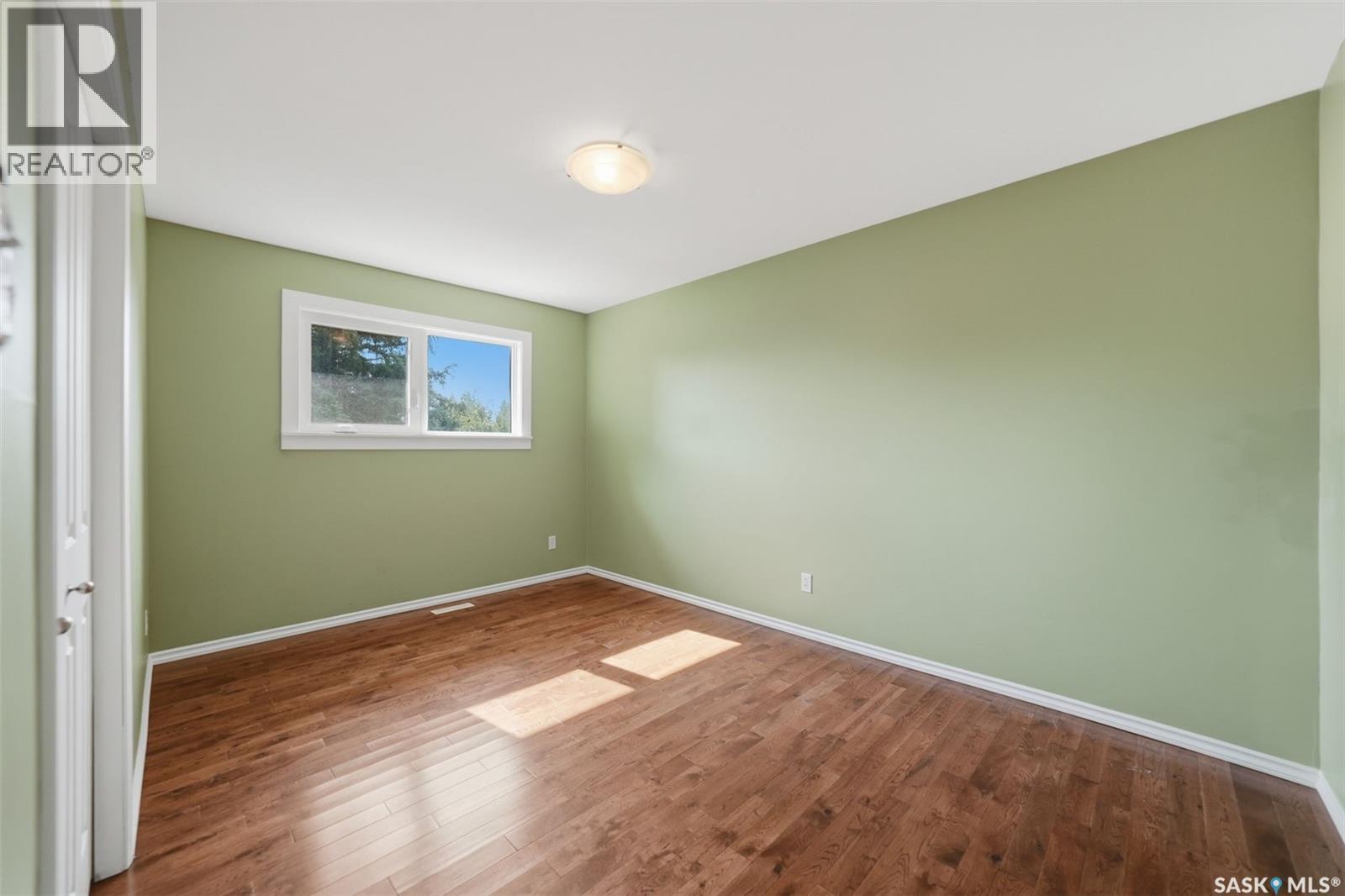 546 Guelph CRESCENT - 14