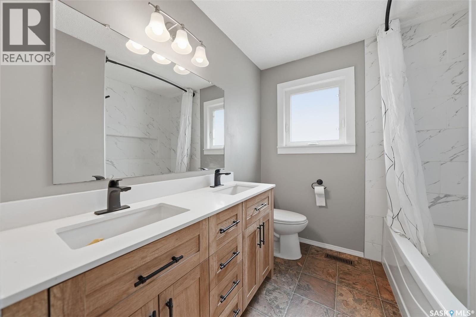546 Guelph CRESCENT - 15