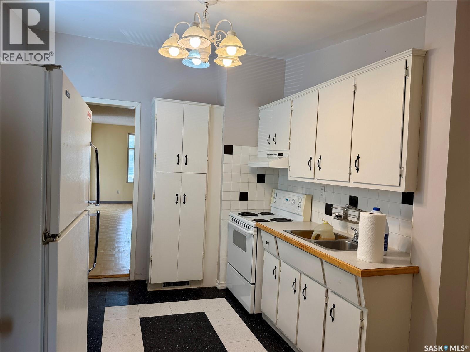 553 2nd AVENUE NW - 5