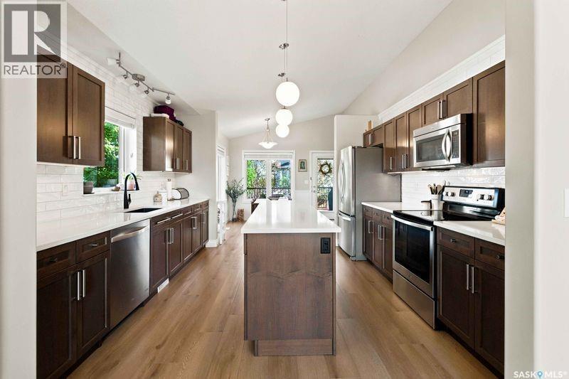 755 Sutter CRESCENT - 6