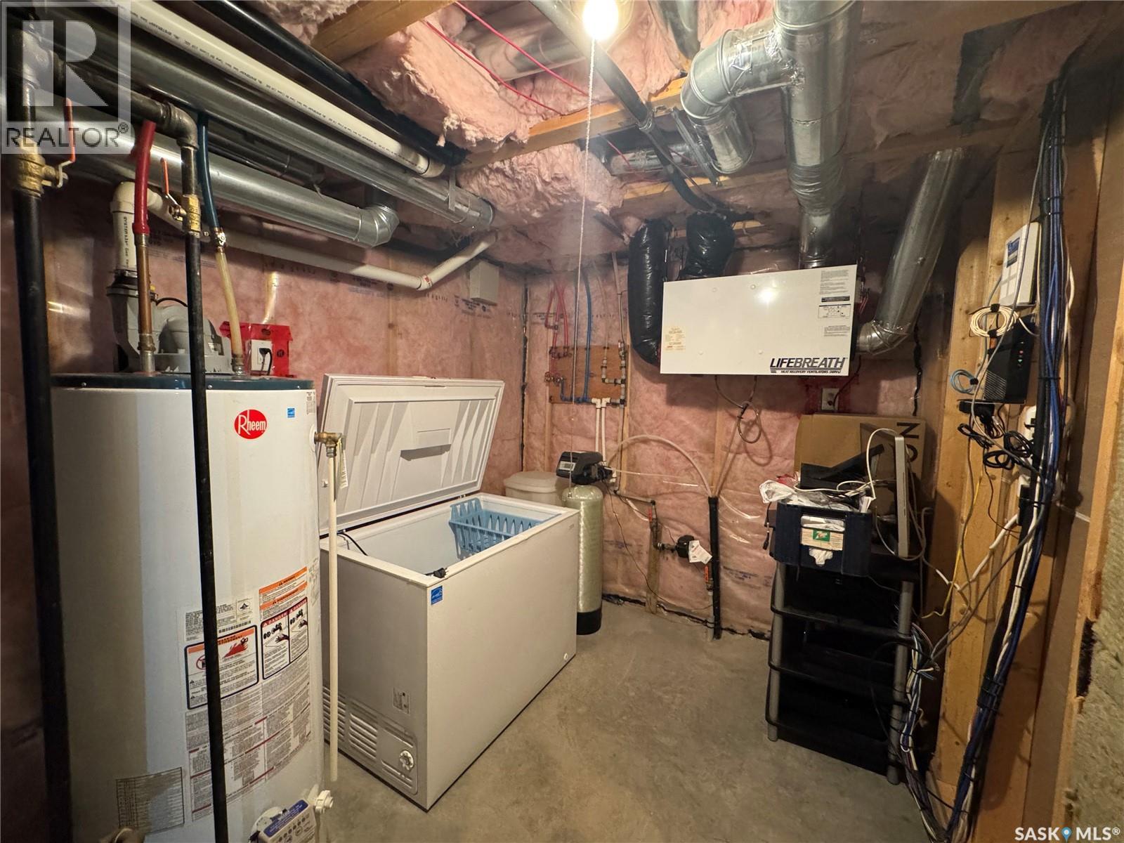 7122 Maple Vista DRIVE - Image 35