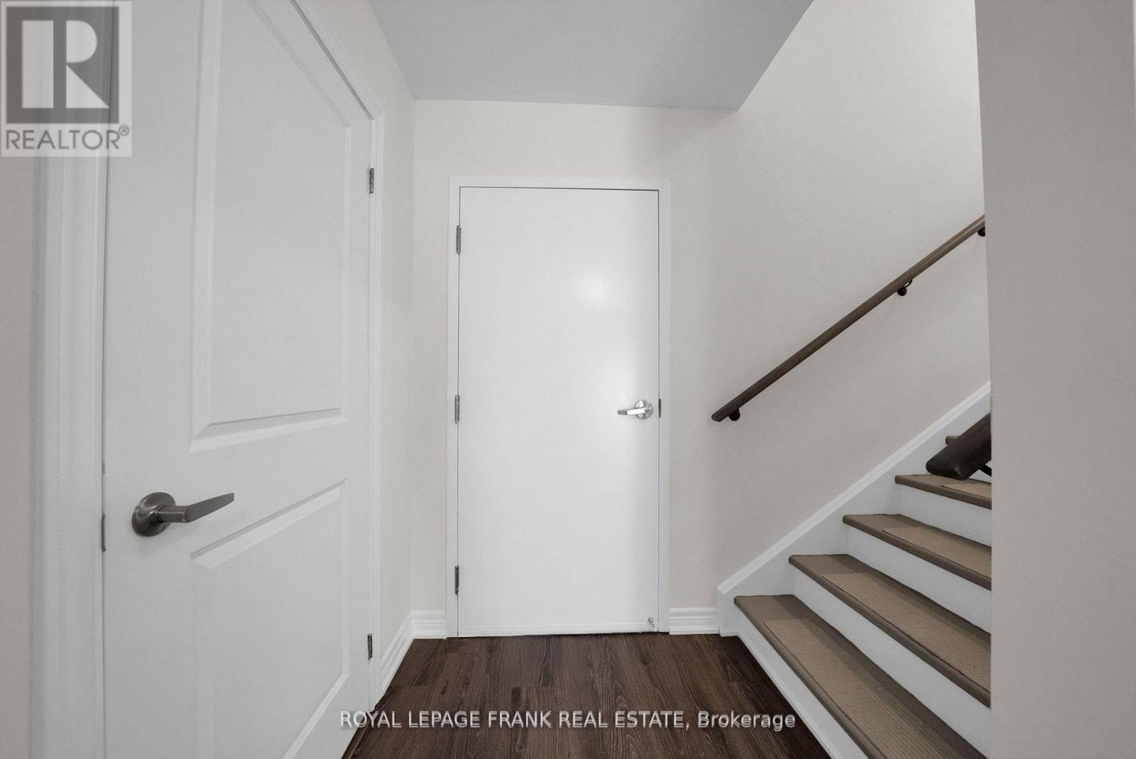 402 OLIVE AVENUE - 6