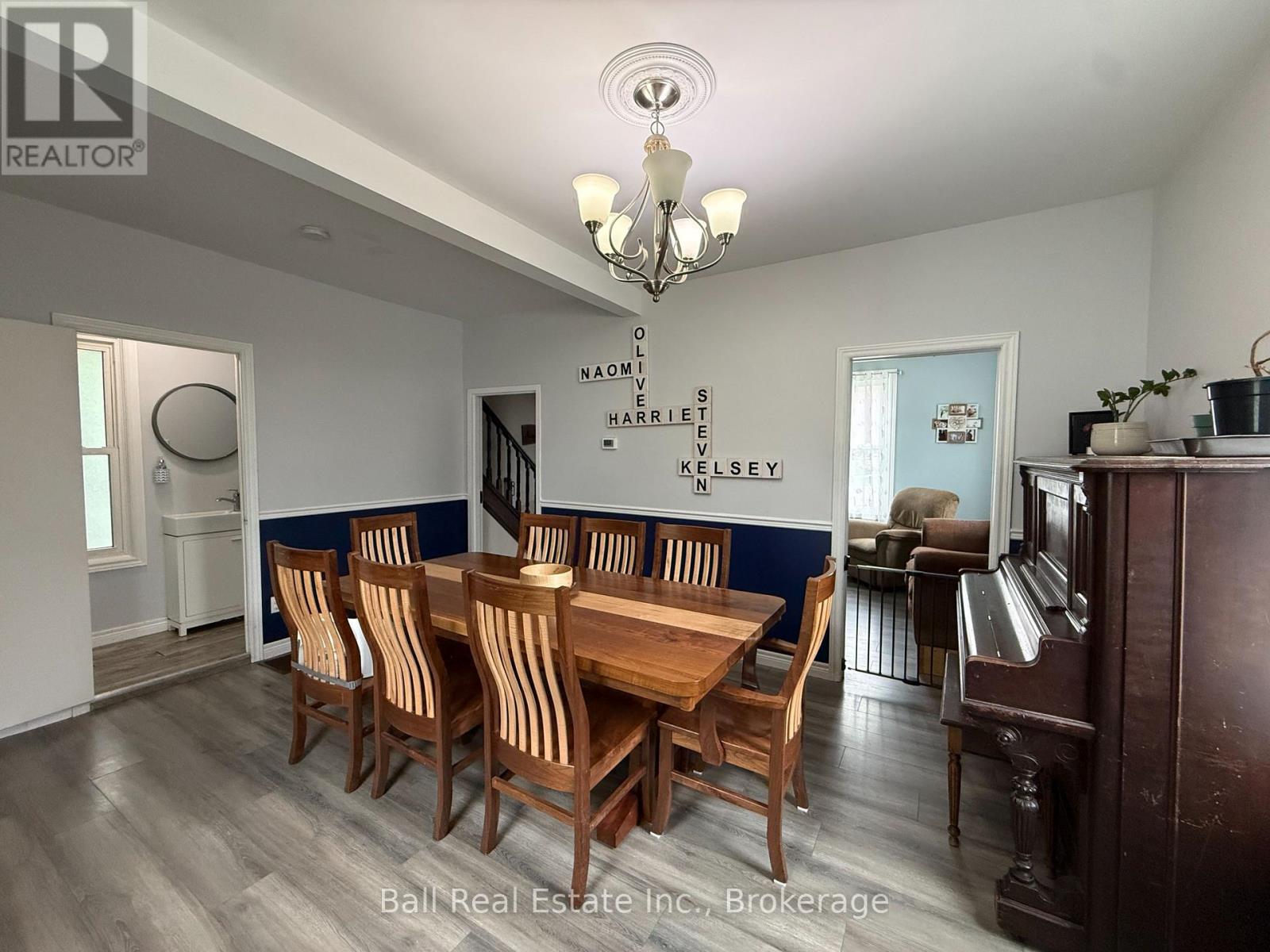 22 OAK STREET - Image 21