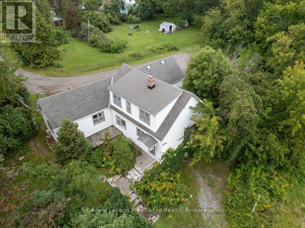 294 MOIRA STREET E - 1