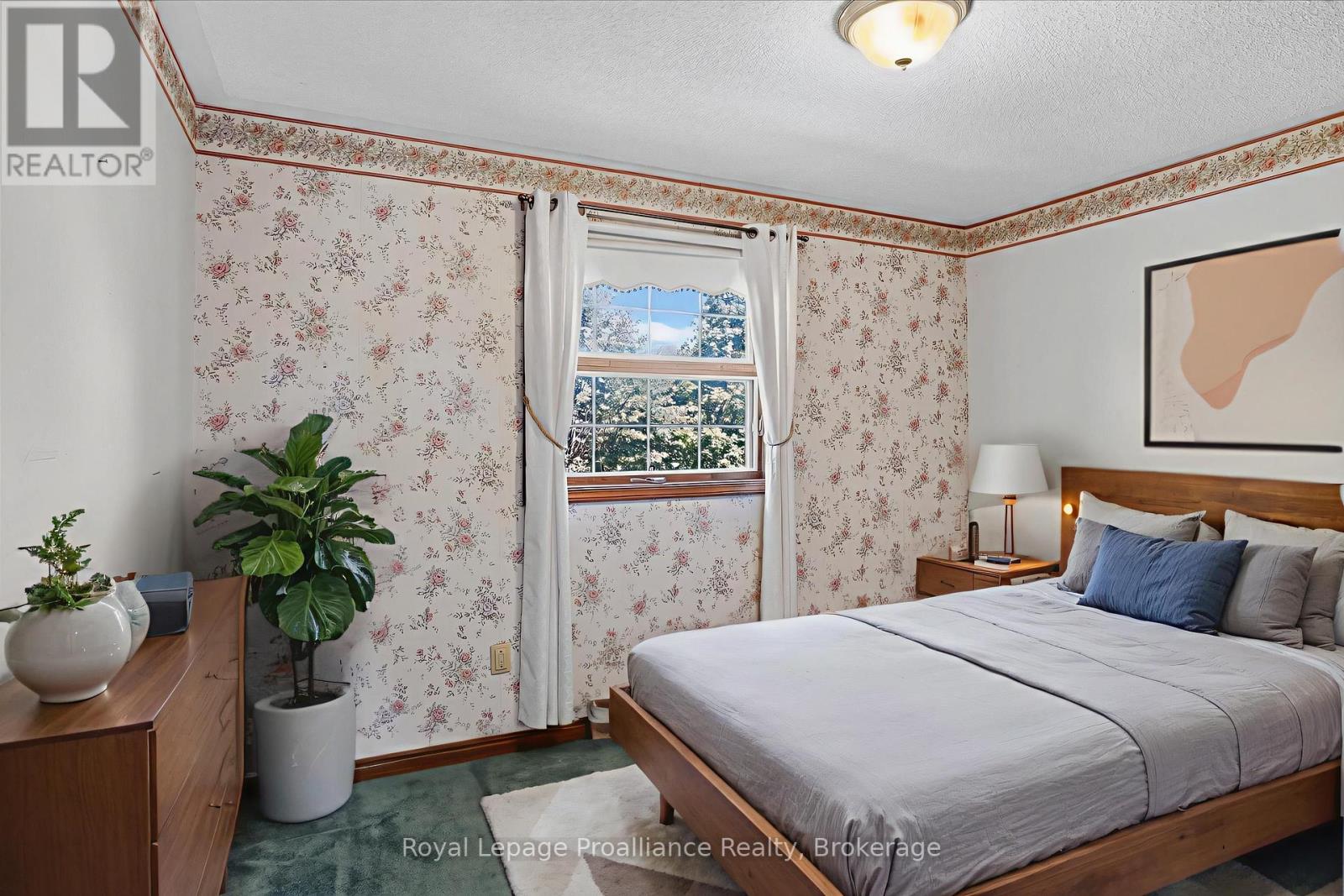 1664 FORSTER AVENUE - Image 27