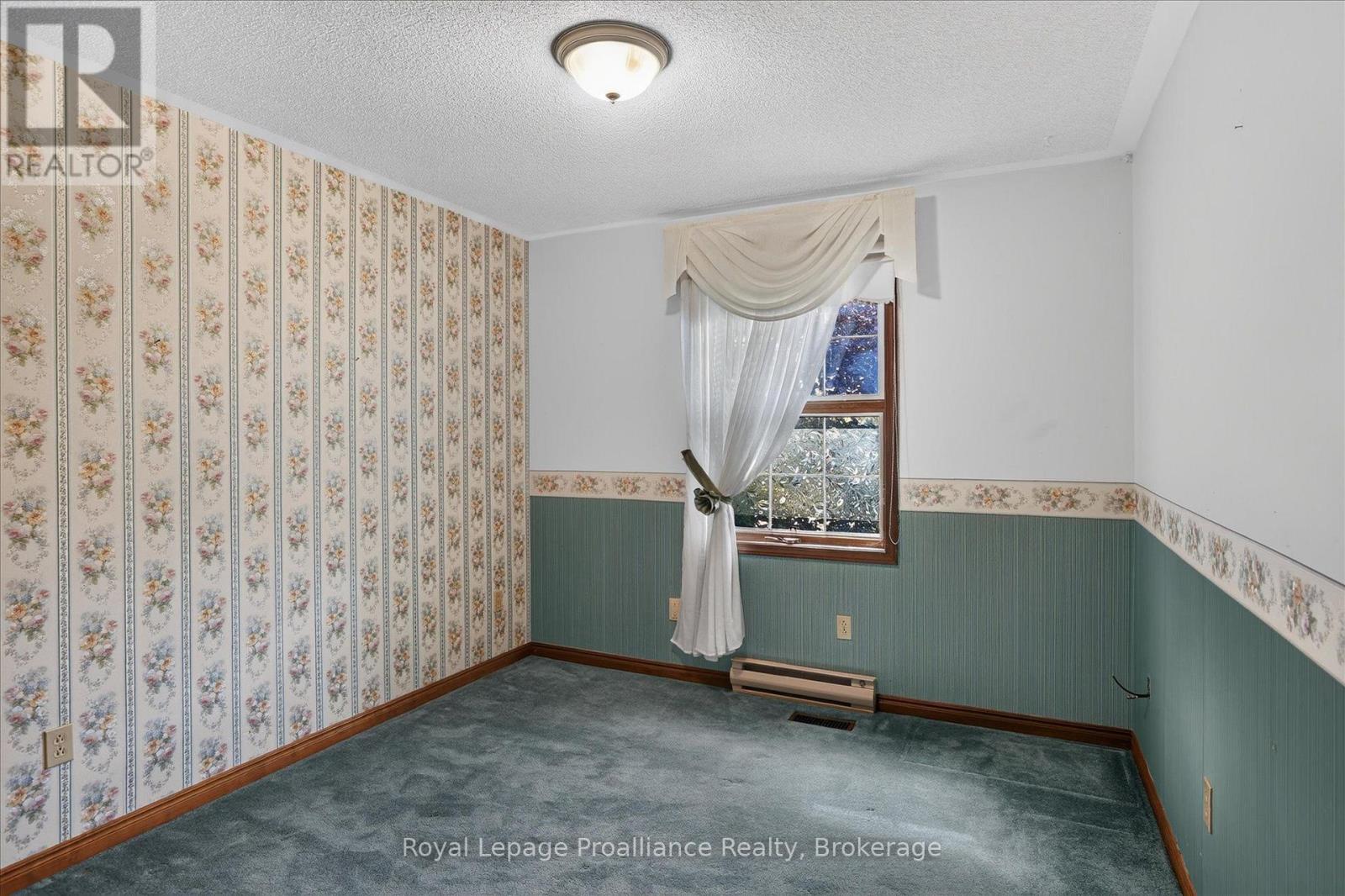 1664 FORSTER AVENUE - Image 33