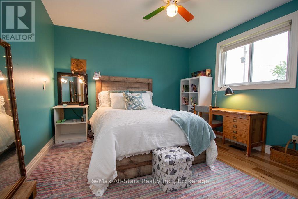 1571 ELM TREE ROAD - 19