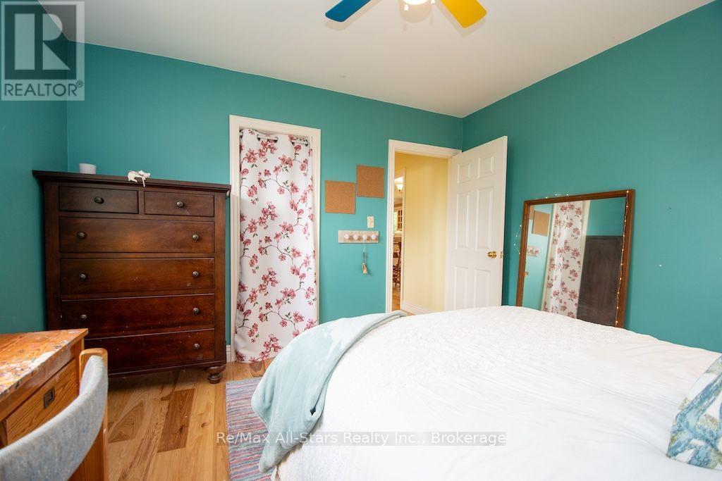 1571 ELM TREE ROAD - 20