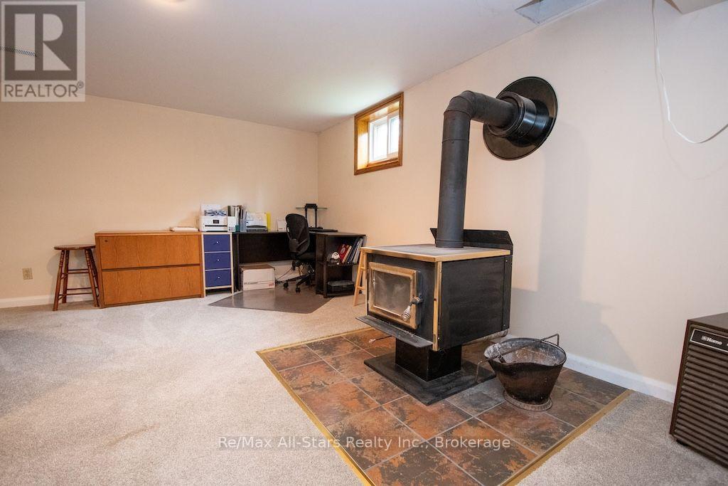 1571 ELM TREE ROAD - Image 23