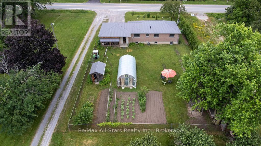 1571 ELM TREE ROAD - 32