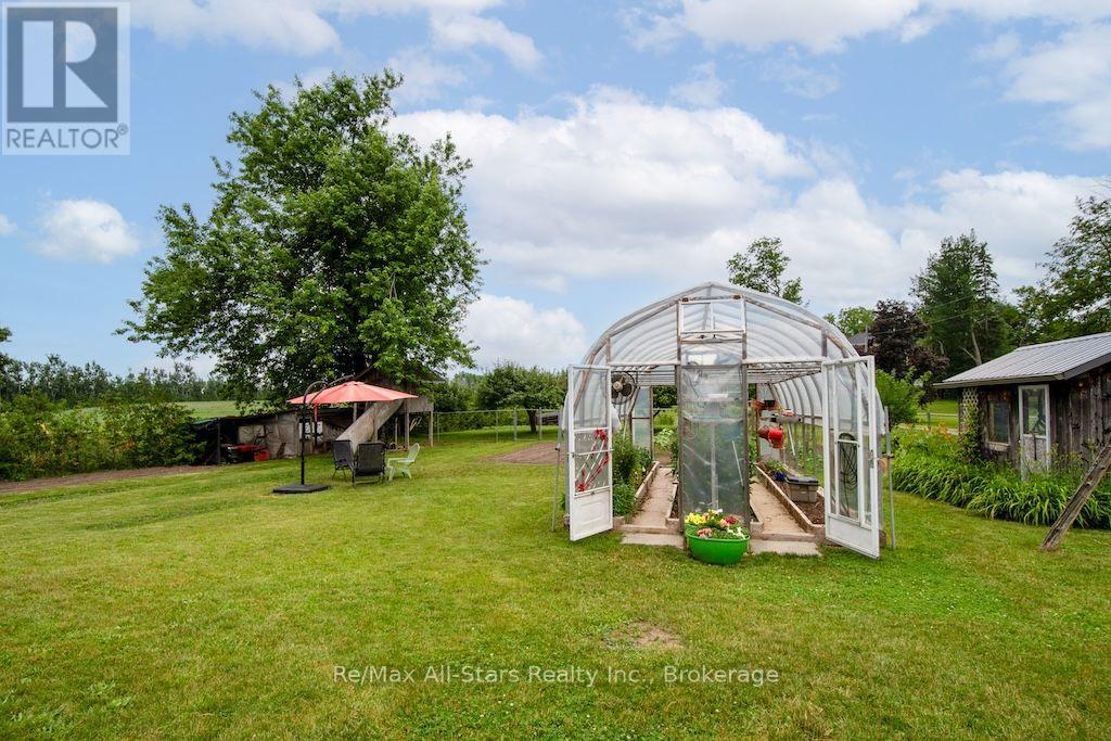 1571 ELM TREE ROAD - 33