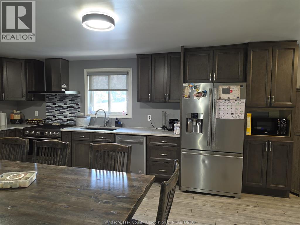 #MAIN 1282 STUART Boulevard, LaSalle, Ontario, N9J1Y4, LaSalle, Ontario — photo 5 of 5