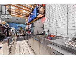 2075 Prince Of Wales Drive, Regina, SK S4V3A6 Photo 12