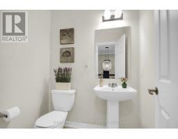 207 Willow Aster Circle, Ottawa, ON K4A1C9 Photo 10
