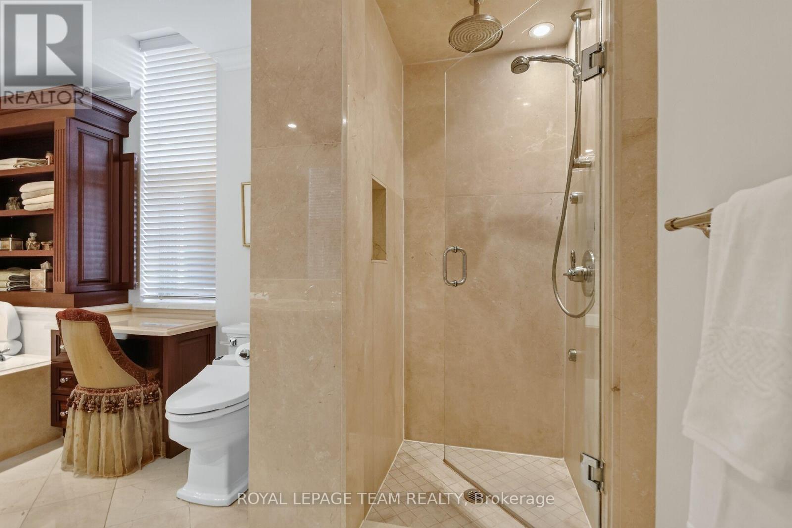 #701 131 WURTEMBURG STREET - Image 30