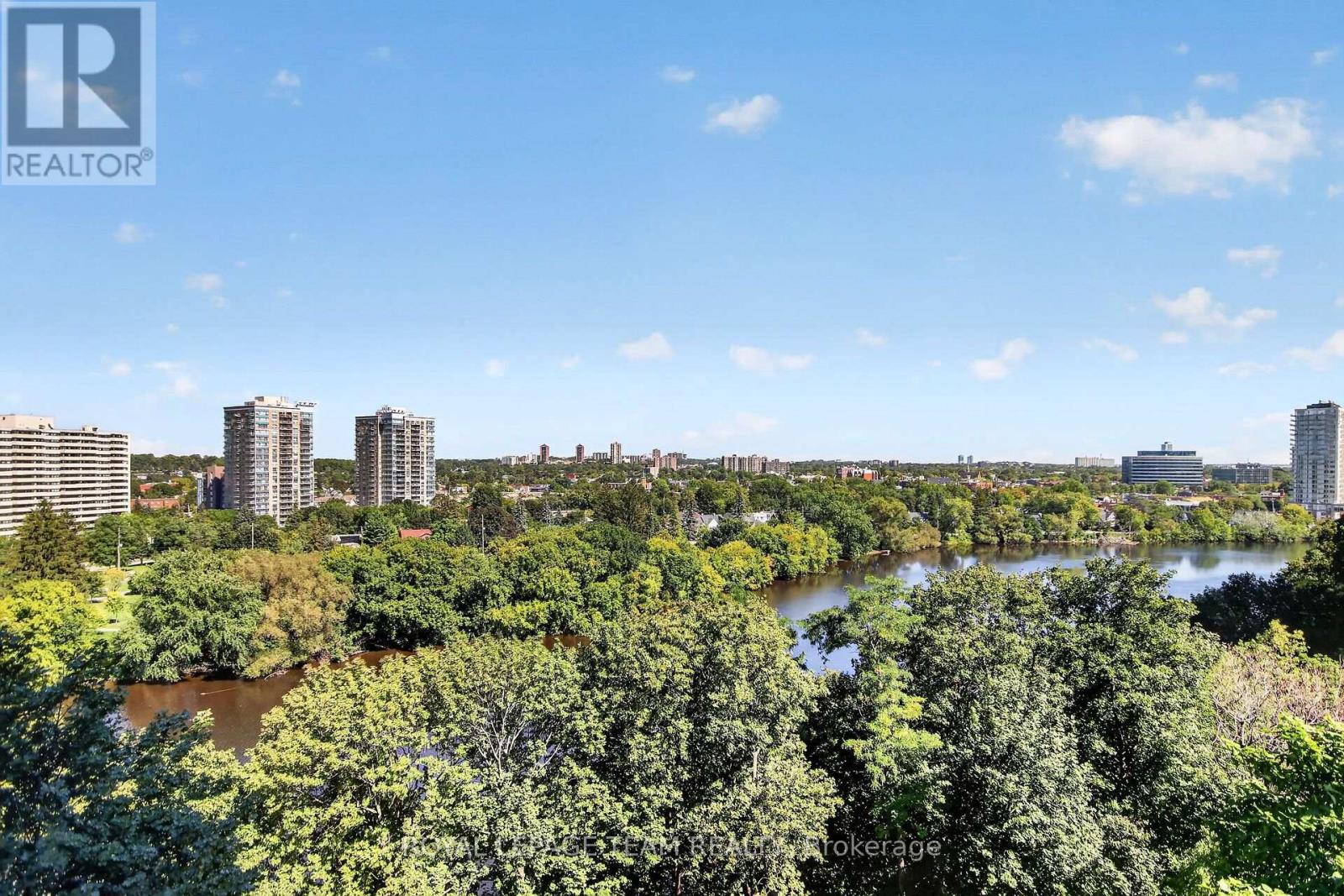 #701 131 WURTEMBURG STREET - Image 38