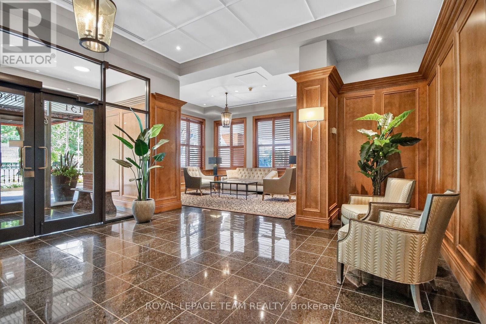 Bilding Lobby