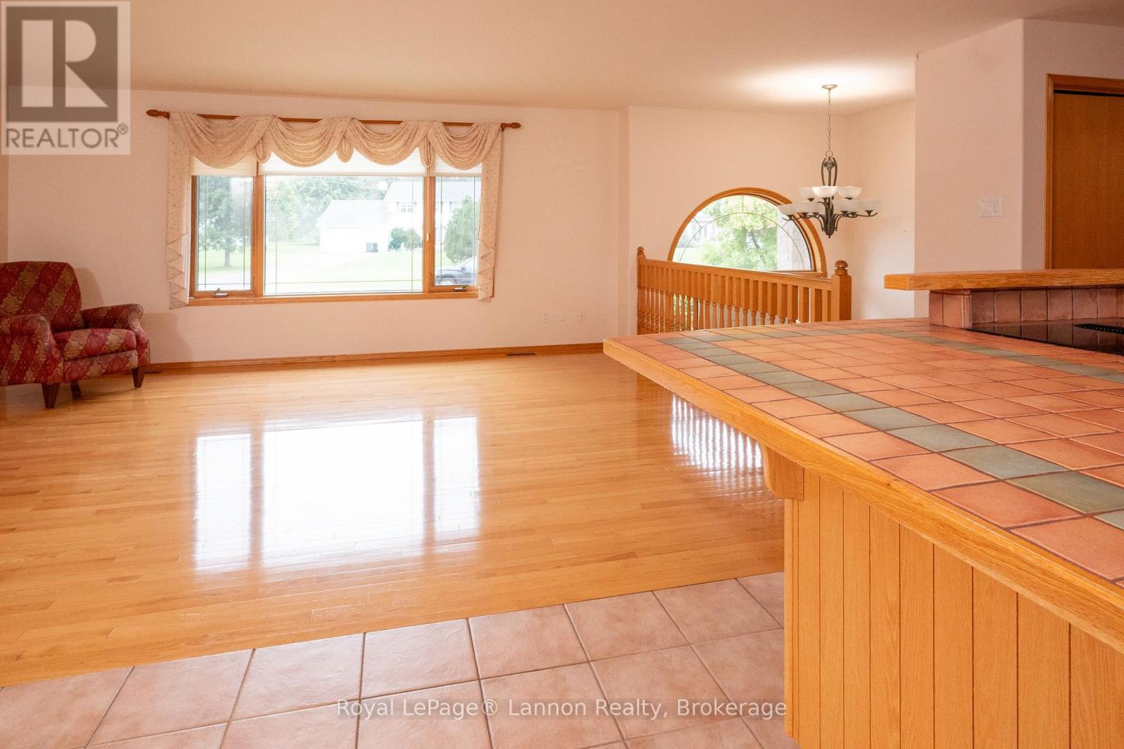 2196 FALCONCREST DRIVE - Image 12