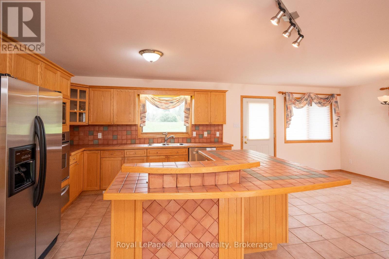 2196 FALCONCREST DRIVE - Image 18
