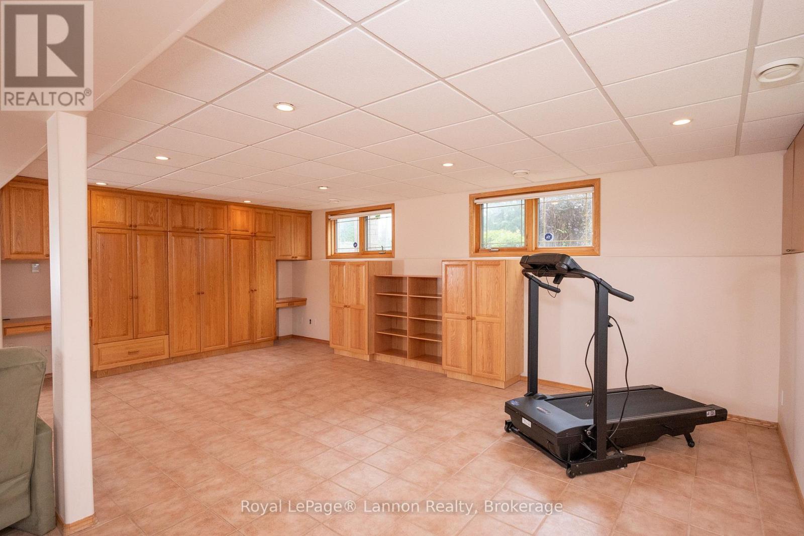 2196 FALCONCREST DRIVE - Image 34