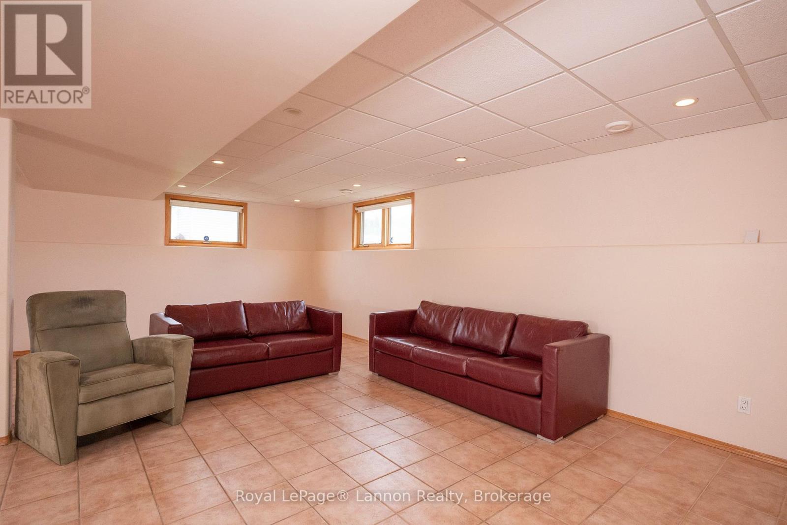 2196 FALCONCREST DRIVE - Image 36
