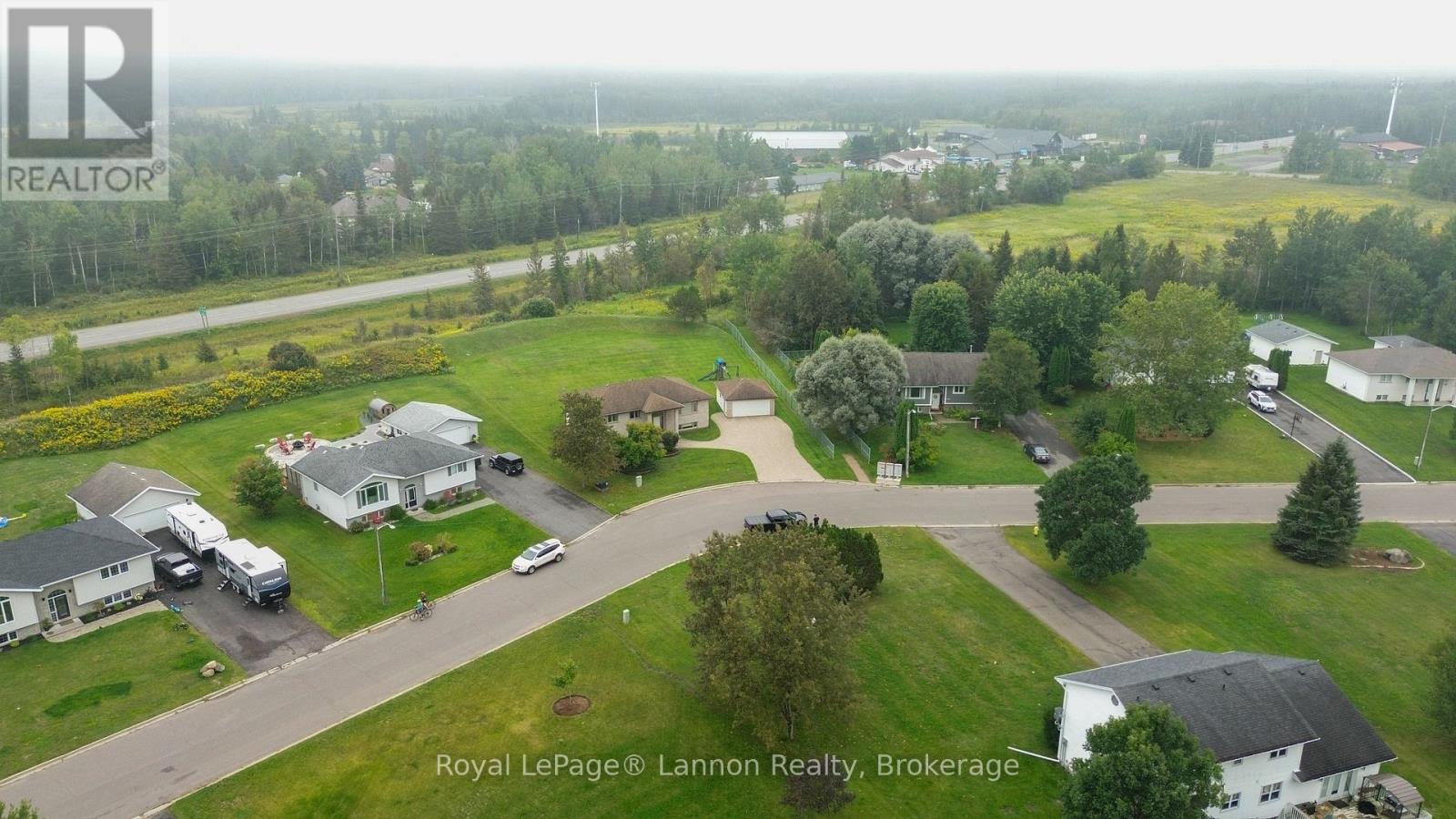 2196 FALCONCREST DRIVE - Image 7