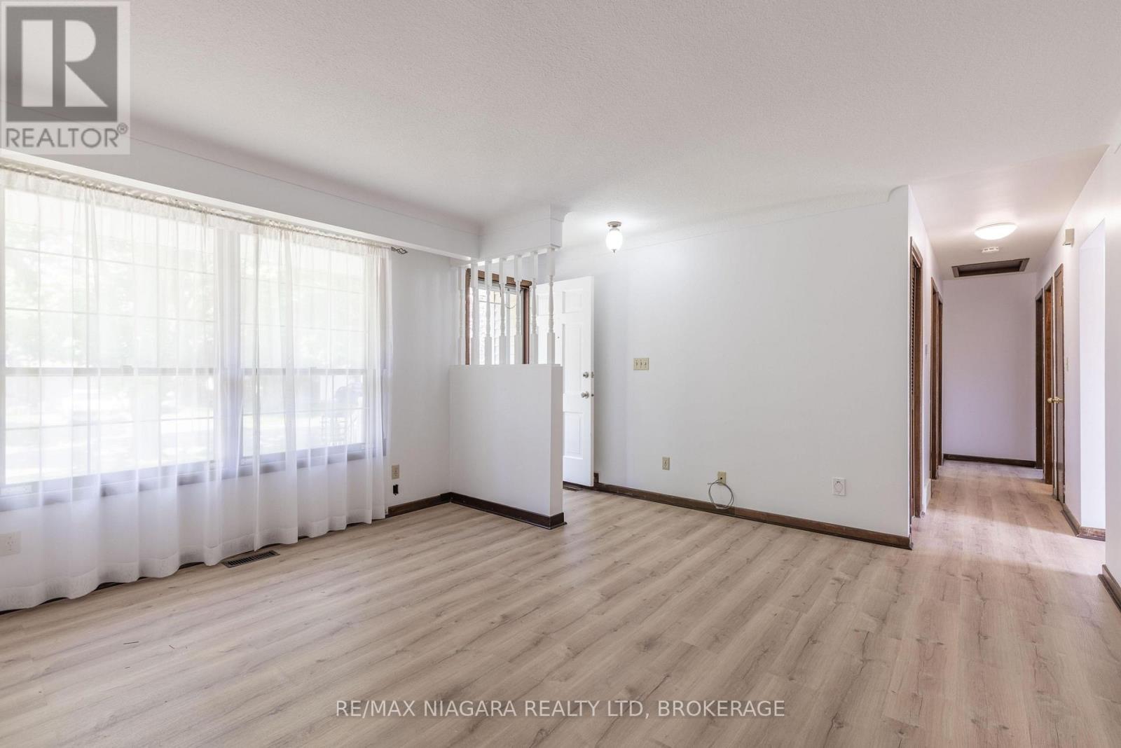 29 GRANADA DRIVE - 6