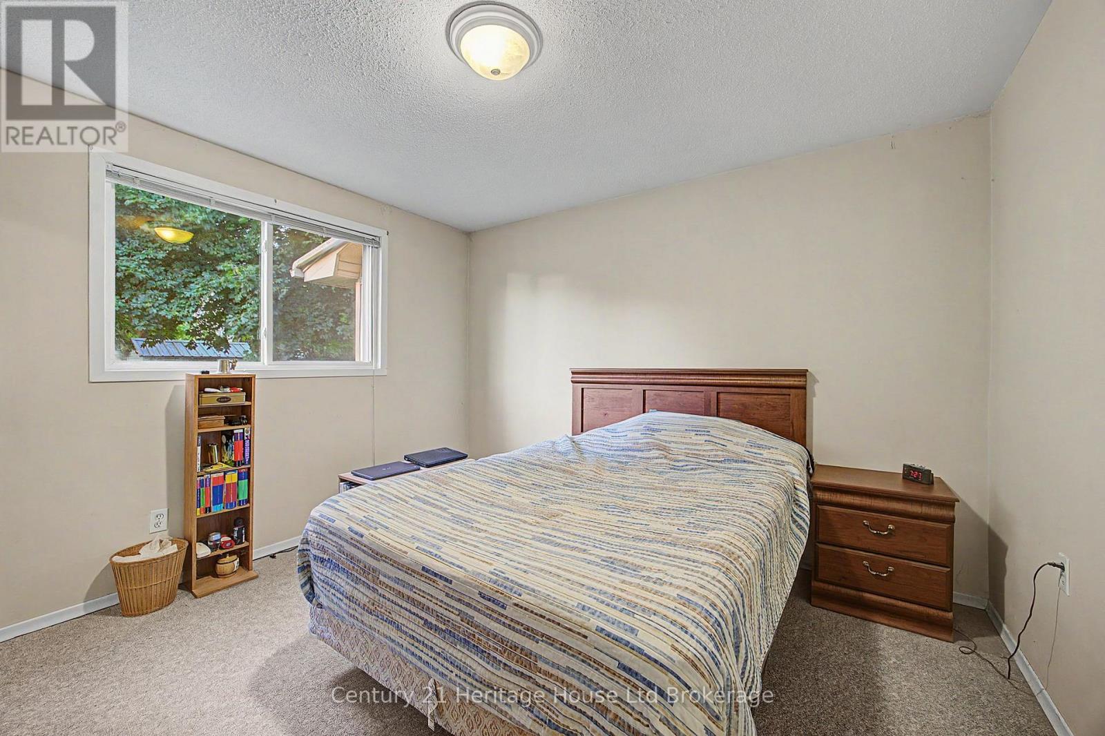 34 CENTENNIAL AVENUE - 12
