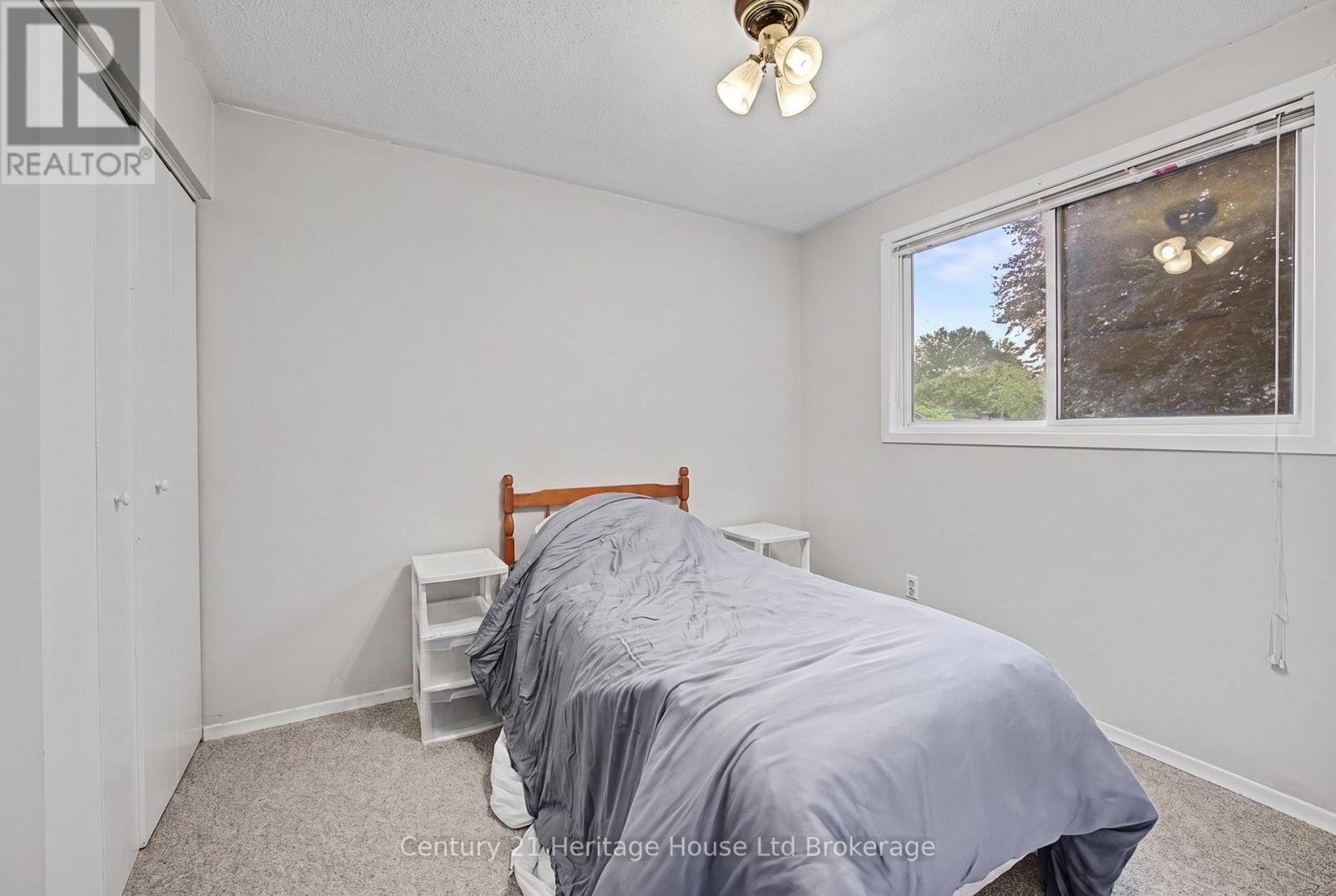 34 CENTENNIAL AVENUE - 14