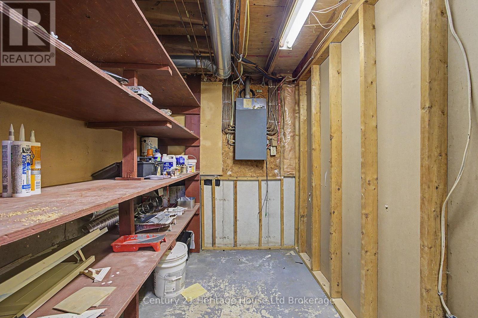 34 CENTENNIAL AVENUE - Image 24
