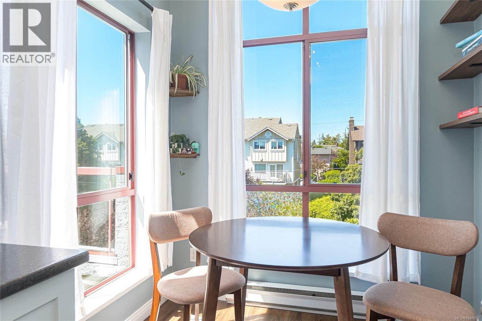 #407 545 Manchester Road, Victoria, British Columbia, V8T5H6, Victoria, British Columbia — photo 4 of 5