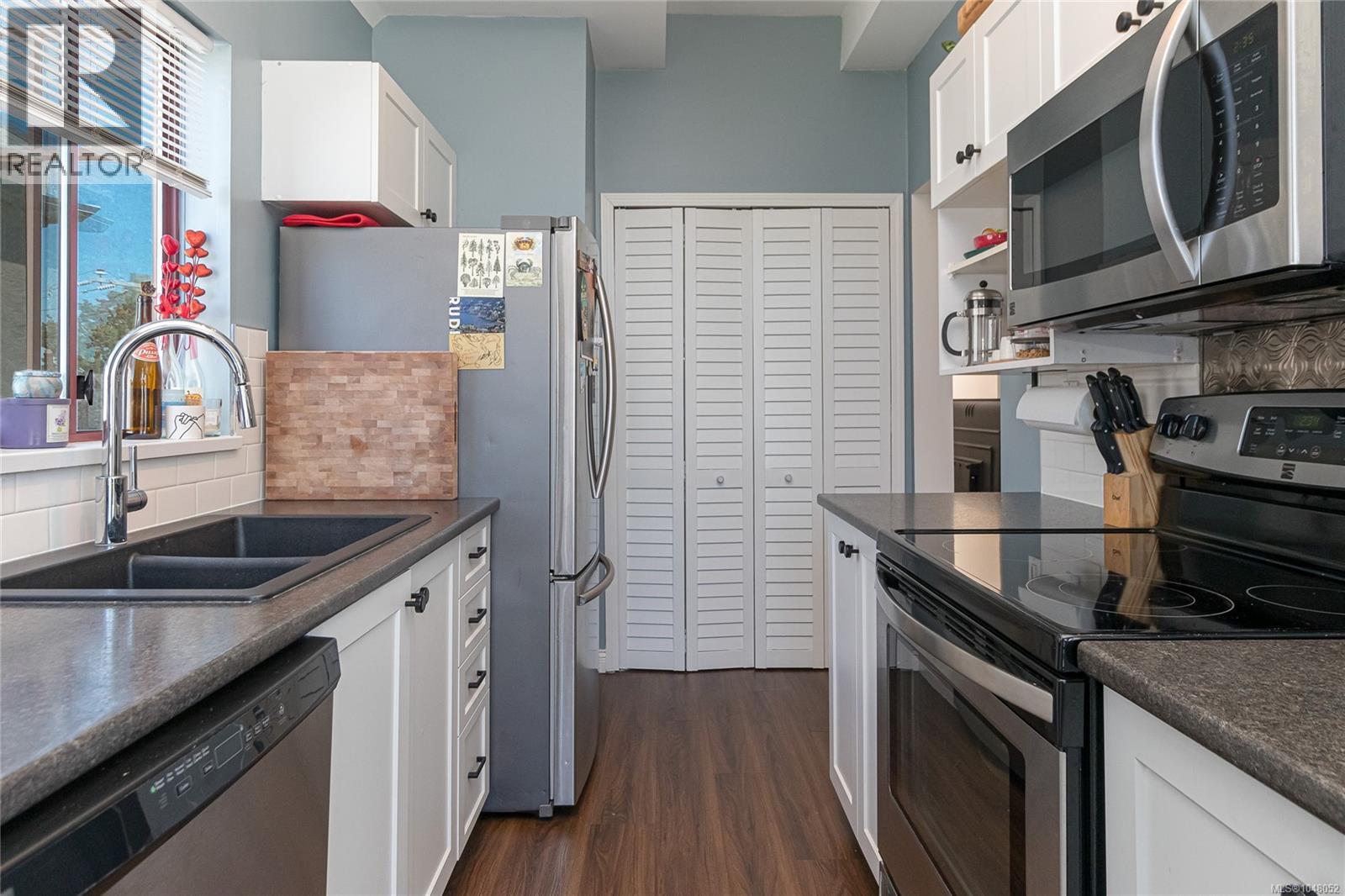 #407 545 Manchester Rd - Image 6