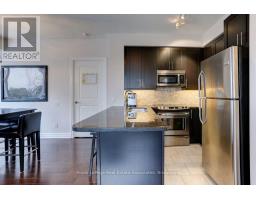 402 - 17 Ruddington Drive, Toronto, ON M2K0A8 Photo 8