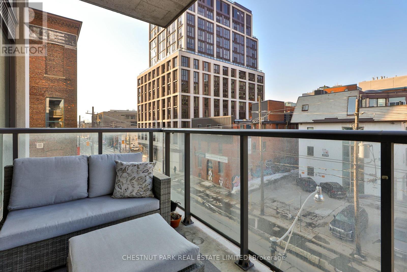 #434 461 ADELAIDE STREET W - 13