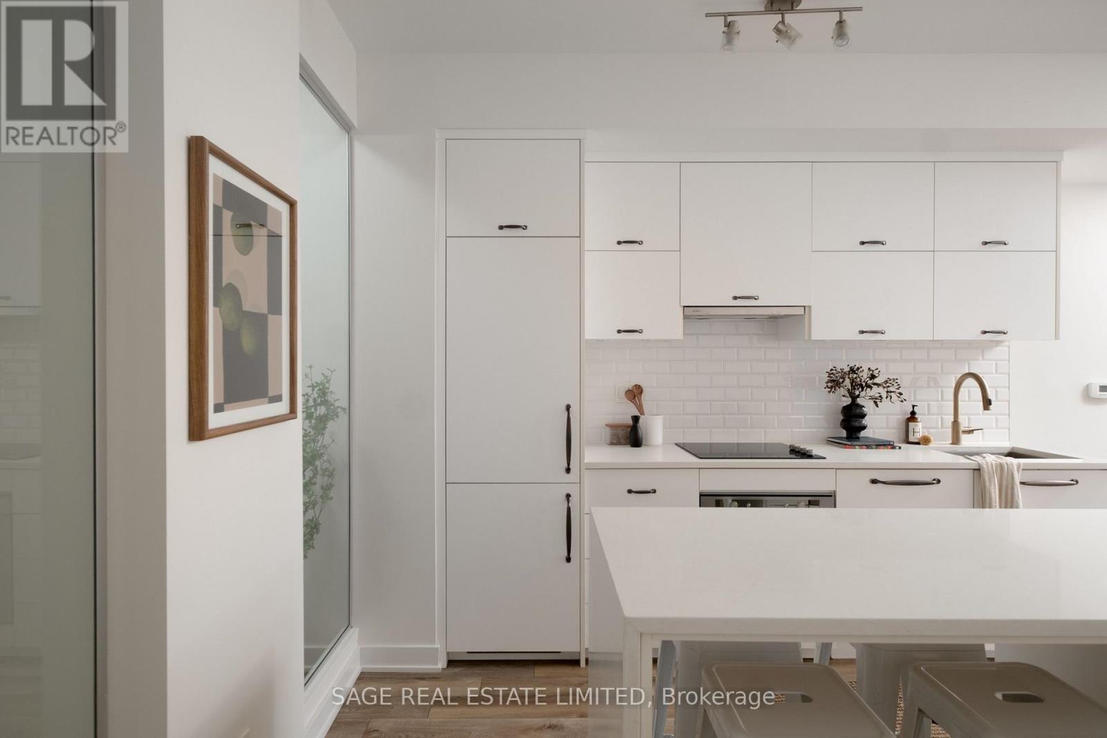 #214 106 DOVERCOURT ROAD - 10