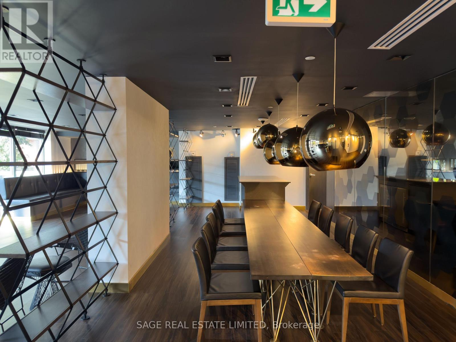 #214 106 DOVERCOURT ROAD - 20