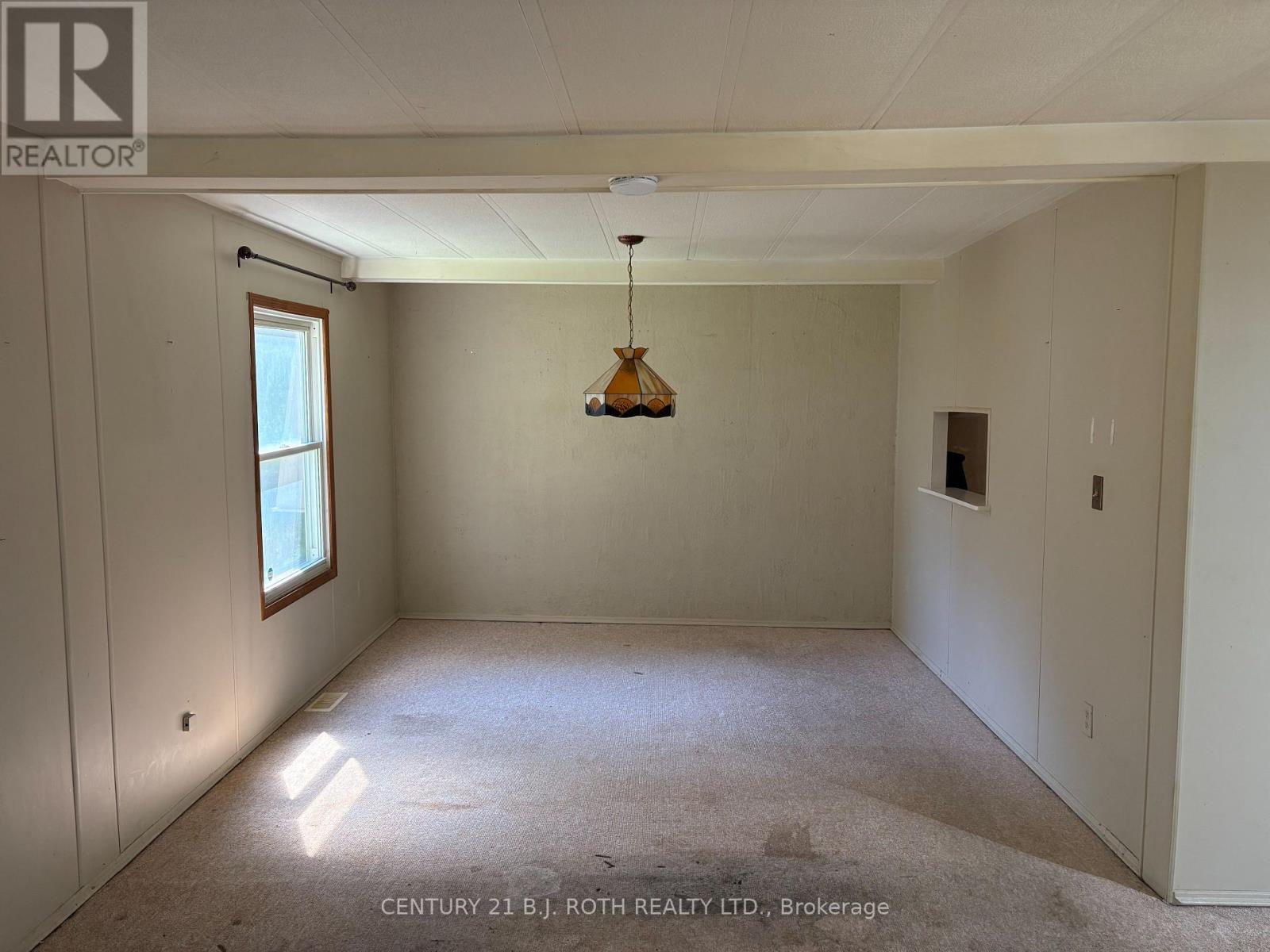 9 CHERRYWOOD LANE - Image 4